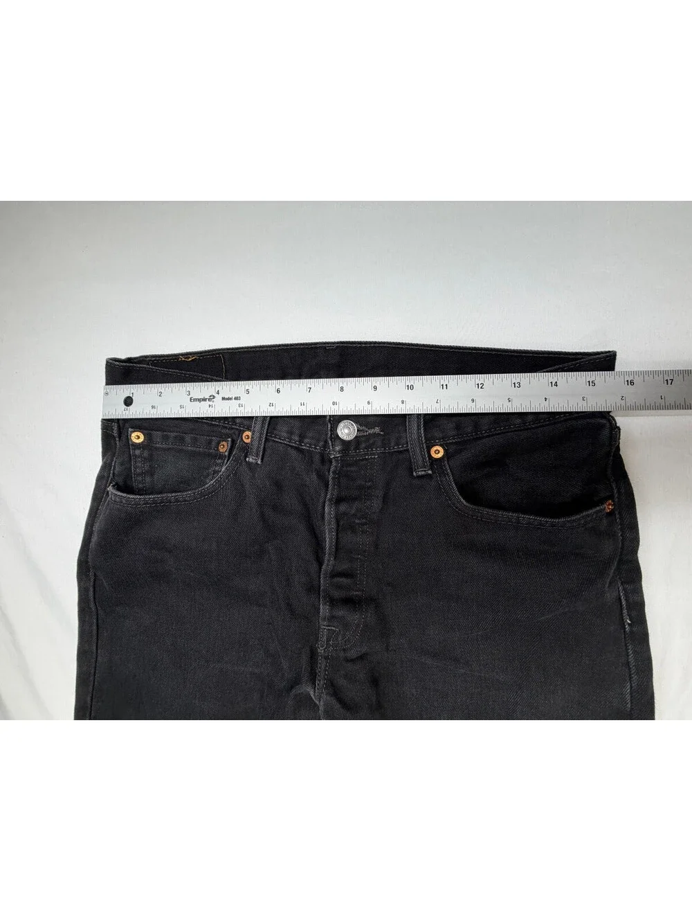 Levi Strauss 501 Men's Jeans Straight Leg Zip Fly Mid-Rise Size 32 Black